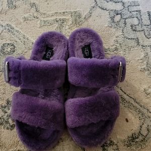 UGG slippers/House Shoes size 7